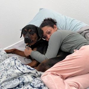 Meet your Posher, Alexis